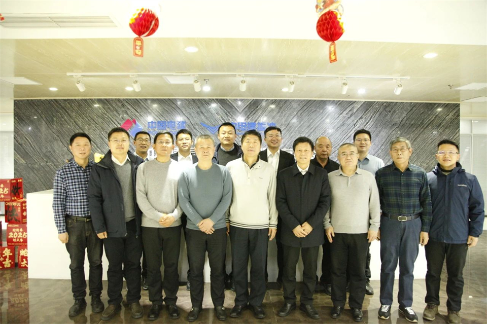 山河智能總經(jīng)理夏志宏帶隊(duì)拜訪(fǎng)中電建振沖建設(shè)工程股份有限公司
