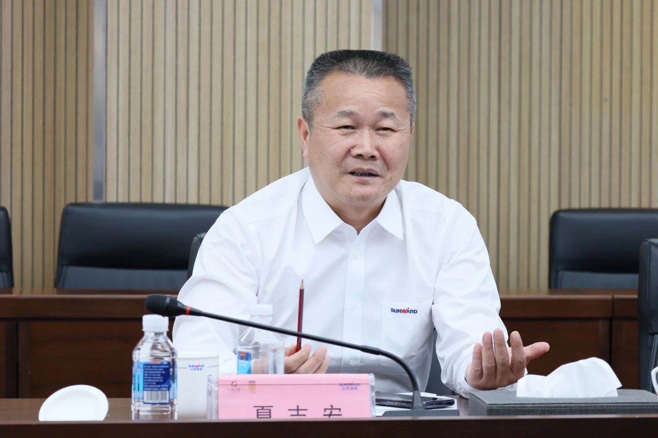 共促中國制造揚帆海外！中國出口信用保險公司到訪山河智能